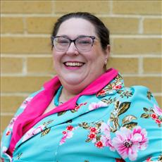 liz-ruth-brinegar_a66503bafa394e3494596de7de0c95fa-headshot